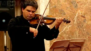 Vioara lui George Enescu merge pentru a patra oară în satele şi oraşele României