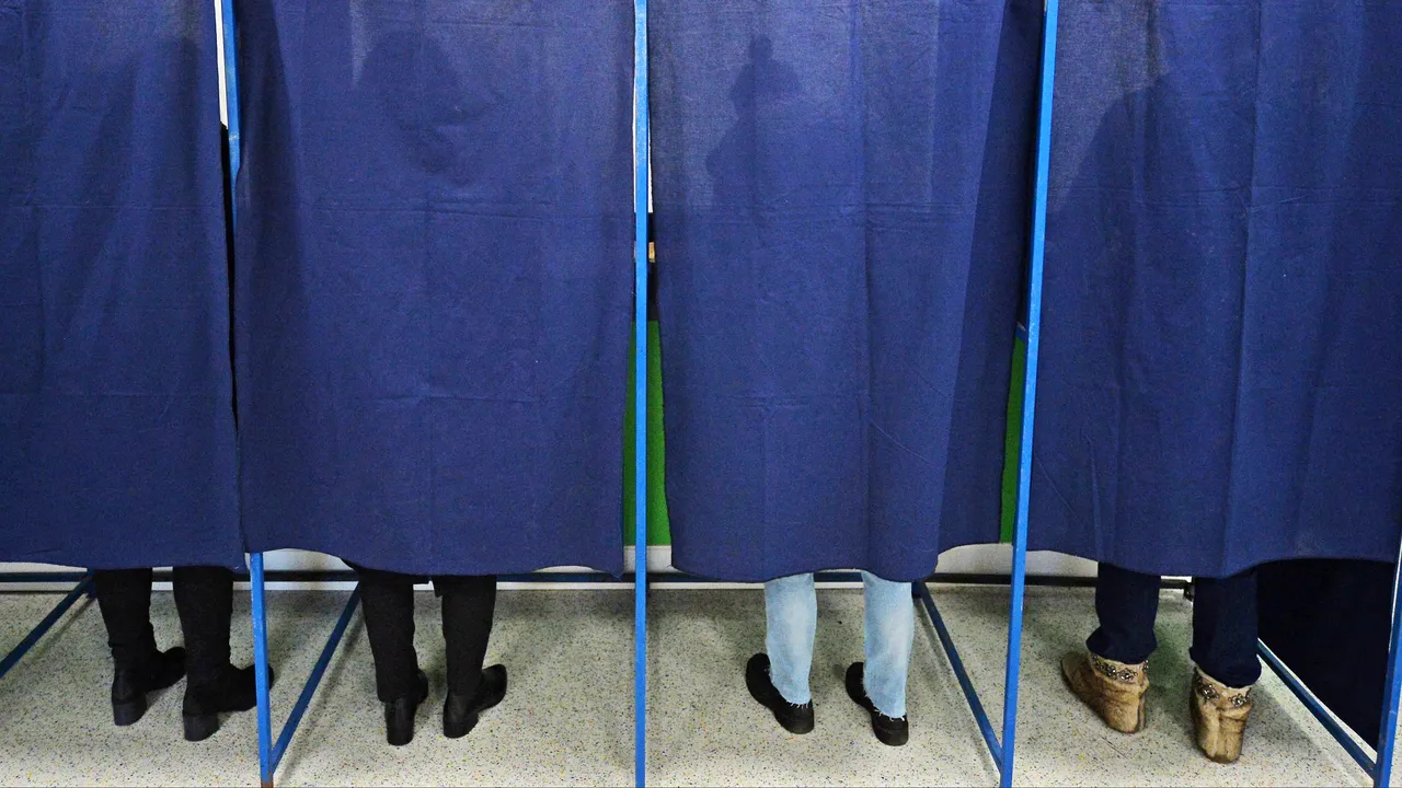 MAE: Vor fi 915 secţii de votare în străinătate pentru alegerile europarlamentare din 9 iunie