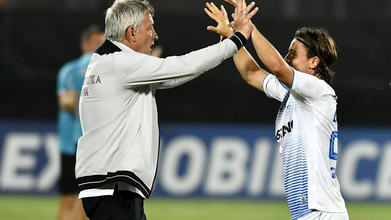 Oltenii pot deveni campioni încă din această seară. Care sunt calculele în lupta la titlu din Liga 1?