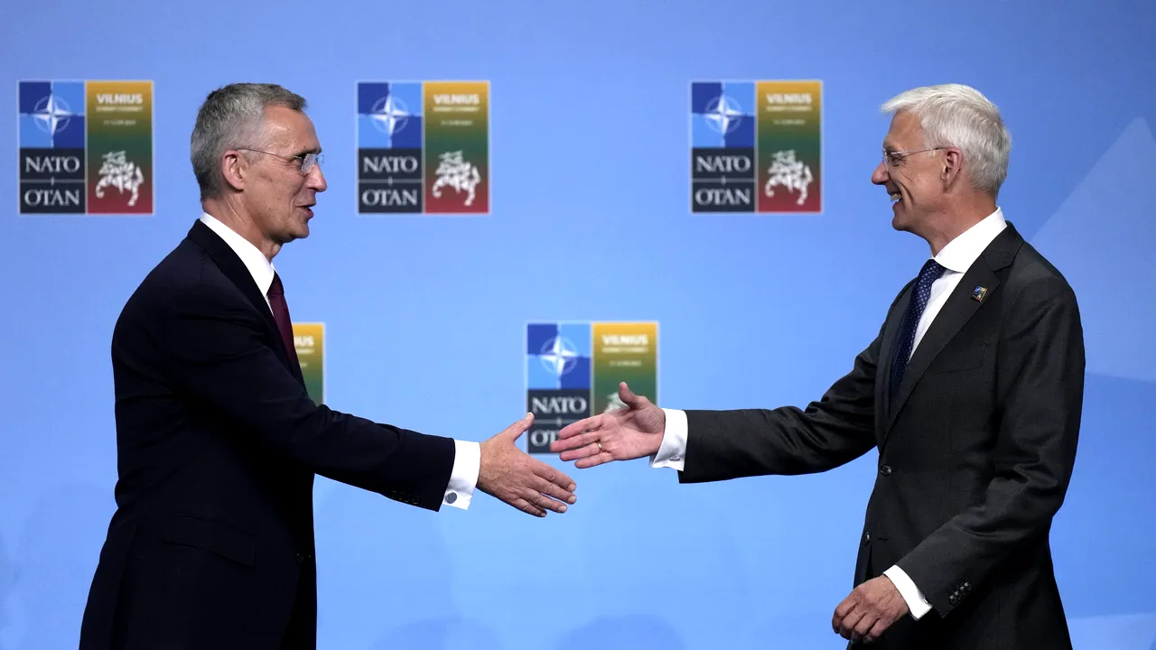 Tot mai mulţi candidaţi pentru şefia NATO. Ministrul de Externe al Letoniei vrea să îi ia locul lui Stoltenberg