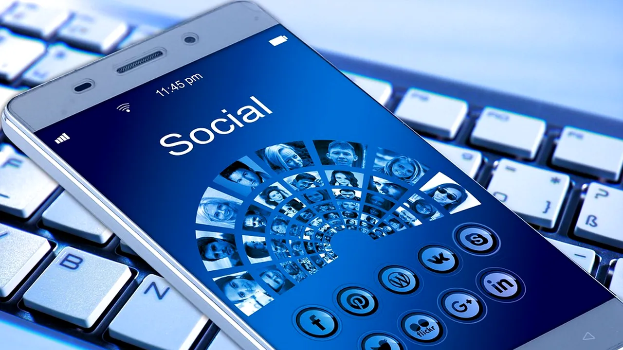 Facebook lansează o opţiune ce permite utilizatorilor să gestioneze datele personale despre activitatea online în afara reţelei de socializare