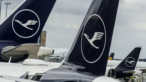 Decizie drastică. Lufthansa anulează 20.000 de zboruri din cauza scumpirii combustibilului