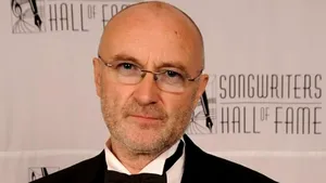 Phil Collins dezvăluie prin ce a trecut în ultimii ani: șapte luni de spitalizare și lupta cu alcoolismul