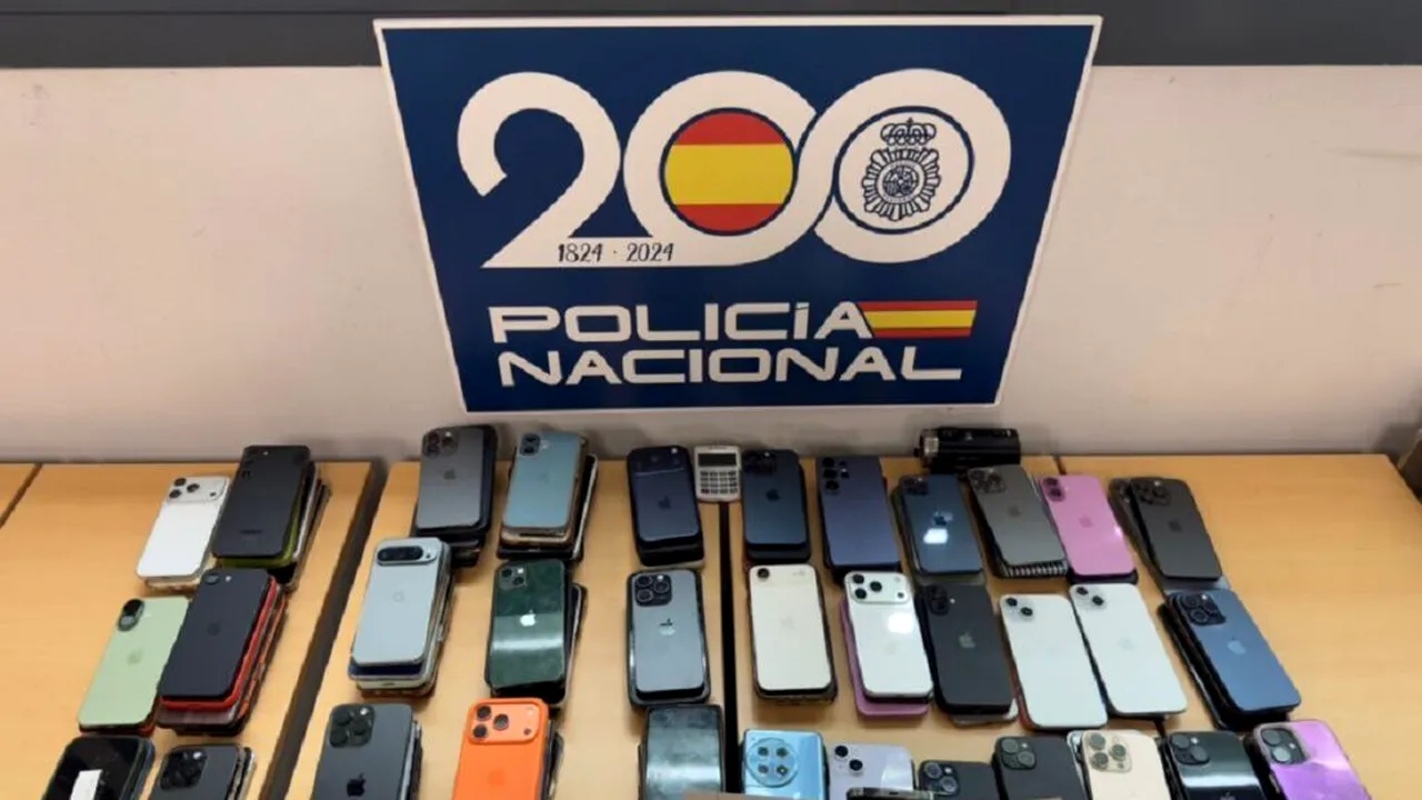 Un român a făcut „prăpăd” la un festival de muzică din Barcelona: câte telefoane a furat și cum a fost prins