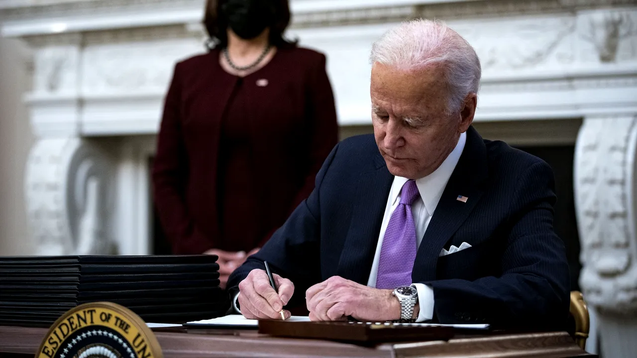 Joe Biden a semnat un act controversat