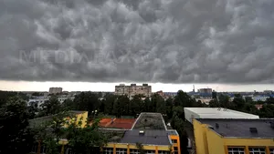 Cât va ploua şi ce temperaturi vor fi în fiecare regiune a ţării. PROGNOZA METEO până pe 10 iunie