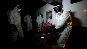 Detalii despre cea mai tânără victimă a Covid-19 din România: Era diabetică şi participase cu fraţii din străinătate la înmormântarea mamei