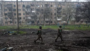 Războiul din Ucraina, ziua 424. Forţele ucrainene au doborât un elicopter rusesc Mi-24 / Ucraina cucereşte noi poziţii pe malul stâng al Niprului / Fiul lui Peskov, înrolat în Wagner / Zaharova face scandal, după ce ziariştii care îl însoţesc pe Lavrov la ONU n-au primit vize / Rusia bombardează Harkov cu rachete S-300 