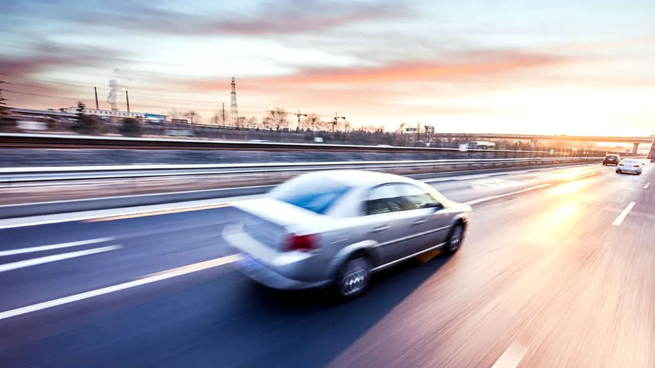 Încă o ţară va interzice comercializarea automobilelor echipate cu motoare cu ardere internă 