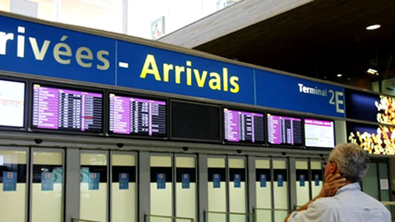 Vezi aici situaţia traficului aerian în Europa şi pe alte continente