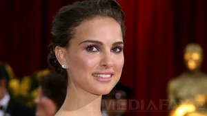 Natalie Portman este imaginea Parfums Christian Dior