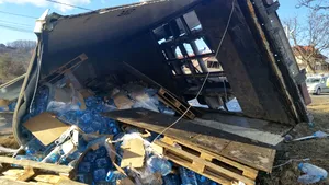 Elicopterul SMURD intervine în cazul unui accident produs pe DN1A, traficul fiind întrerupt