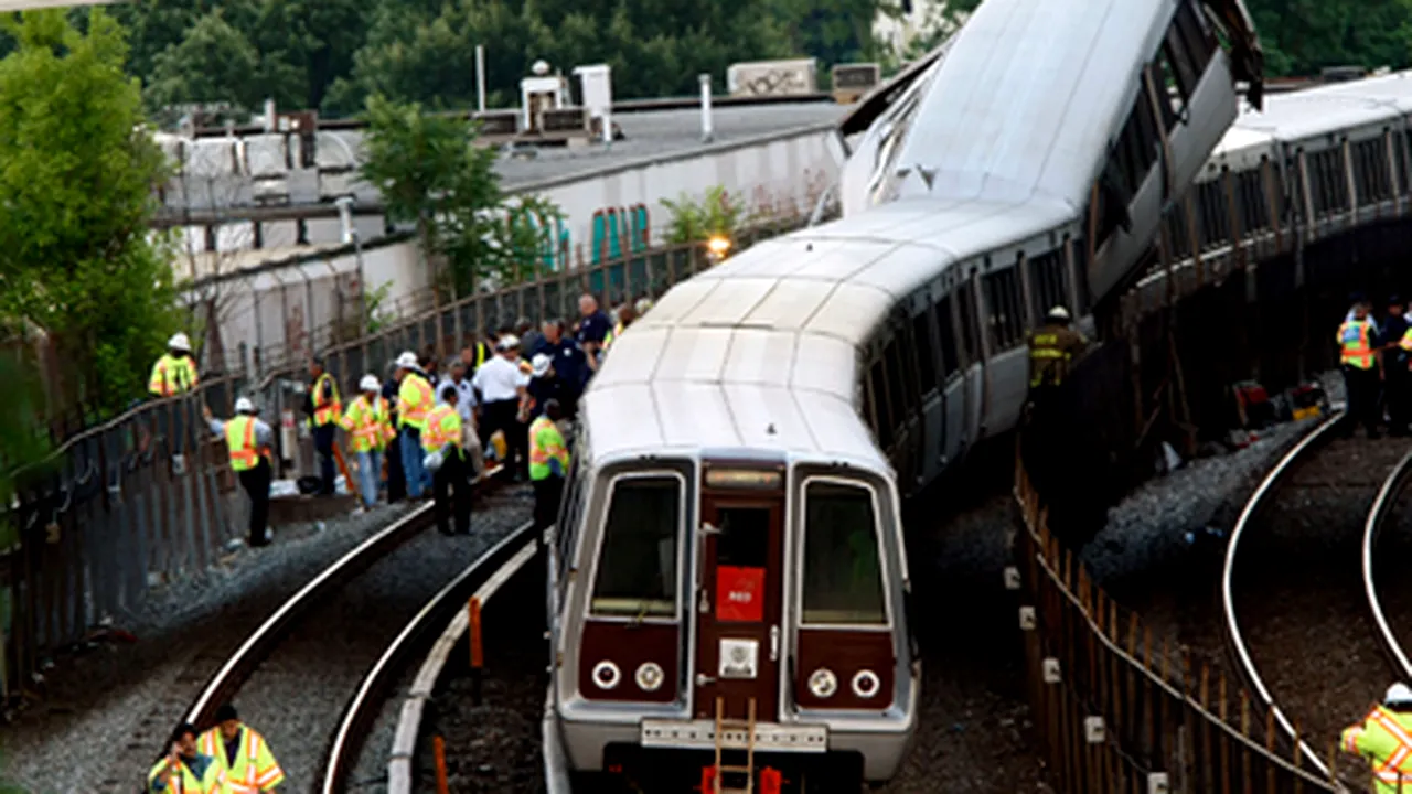 Nouă morţi, în urma accidentului de metrou la Washington - GALERIE FOTO şi VIDEO