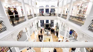 Cărtureşti Carusel: De la clădire confiscată de comunişti la librărie cu 10.000 de volume. Cum arată noua librărie - FOTO