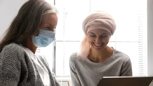 Patru din zece cazuri de cancer pot fi evitate. Care sunt principalele cauze