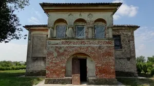 Conacul Neamţu, clădire de patrimoniu din Olt, restaurat de voluntari englezi, francezi şi români