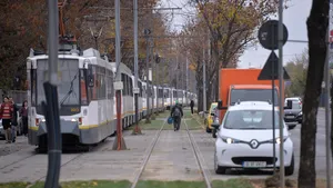 Pro Infrastructura, reacţie la amendamentul ca linia de tramvai să fie bandă unică şi pentru autobuze: „E o prostie. E şi periculos”