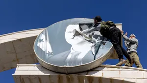 Siria: Constituţia şi Parlamentul au fost suspendate timp de trei luni de noul guvern