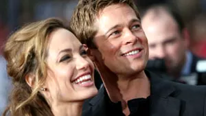 Bebeluşii cuplului Jolie-Pitt vor deveni cetăţeni de onoare ai oraşului Nisa