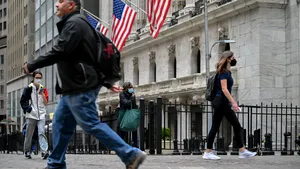 Wall Street se pregăteşte să raporteze profituri record pentru anul 2021. Creşterea ratelor dobânzilor  în 2022 alimentează optimismul  