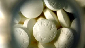 Aspirina poate ajuta la prevenirea atacurilor de cord
