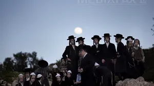 Evreii încep vineri Paştele, celebrarea eliberării din Egipt, cu o cină rituală