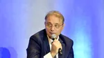 Portretul posibilului premier Luca Niculescu: 24 de ani în presă, șase ani ambasador la Paris și misiunea OCDE