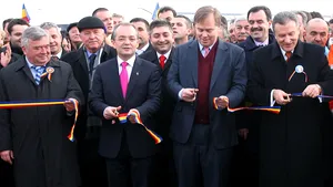 Boc a inaugurat primii 42 de kilometri ai Autostrăzii Transilvania - VIDEO