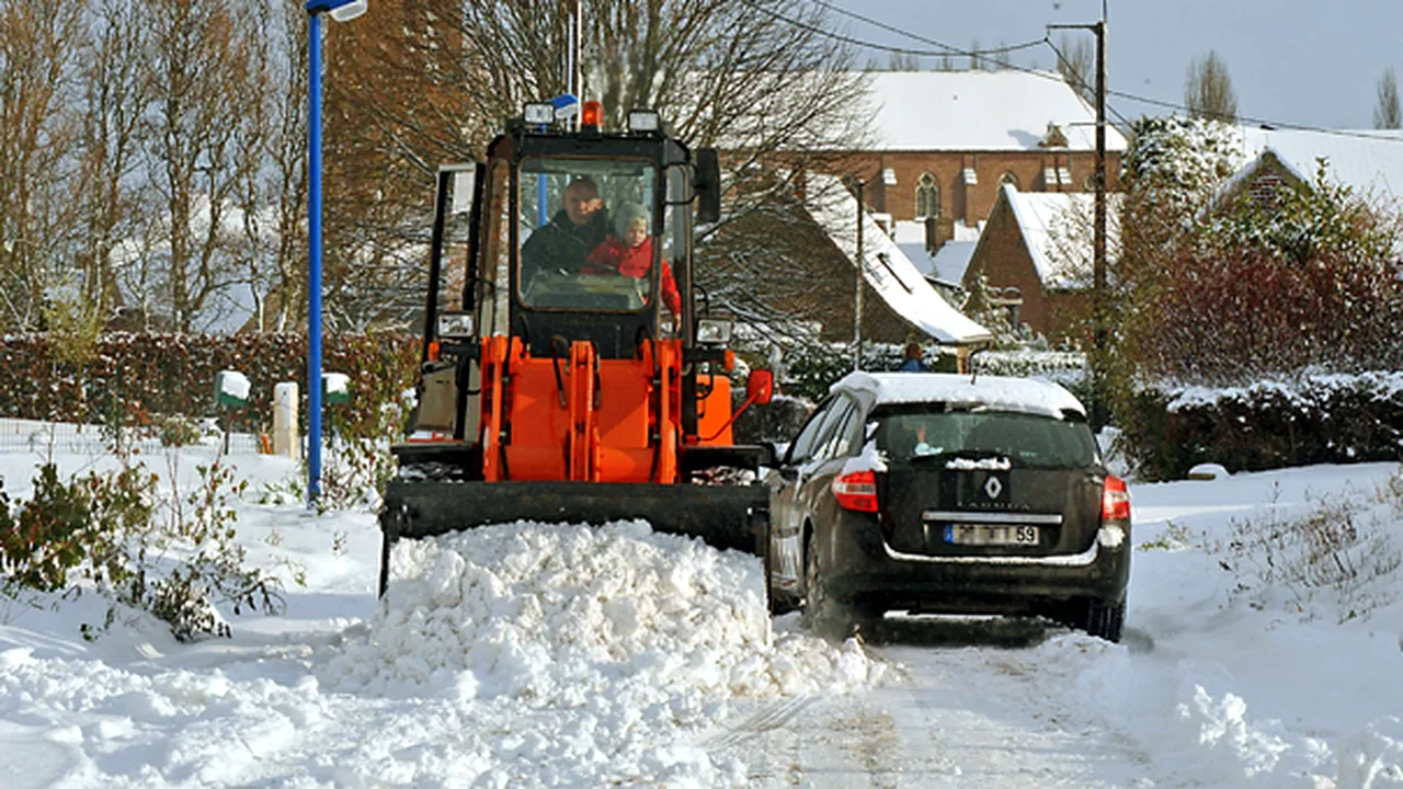 Trafic perturbat şi peste 80 de morţi din cauza frigului în Europa