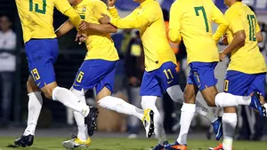 Jucătorii brazilieni, huiduiţi de fani. Menezes: Prestaţia jucătorilor are de suferit când sunt huiduţi