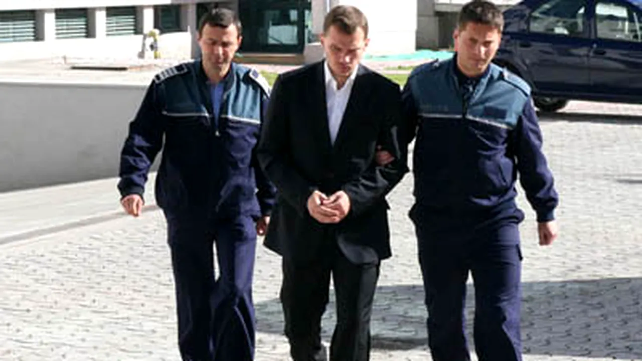 Cauţiune de 10.000 de lei pentru arbitrul Aurelian Bogaciu