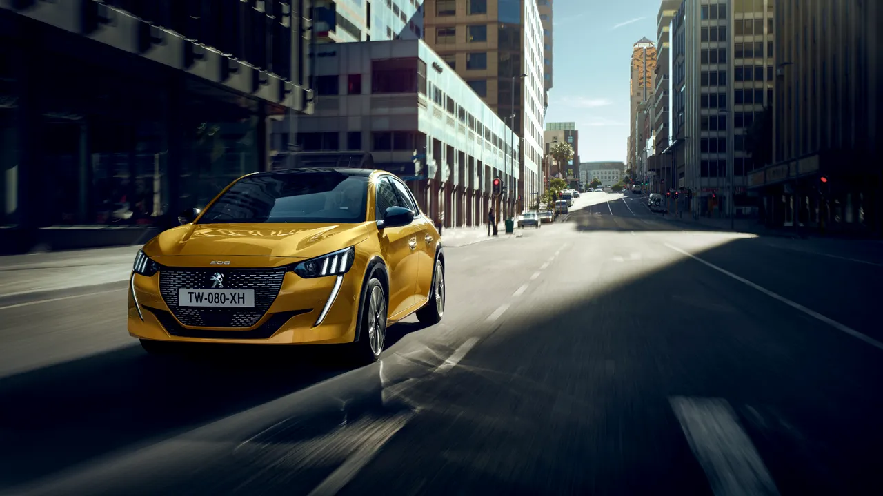 Noul PEUGEOT 208 a fost desemnat „Maşina Anului 2020 în România”