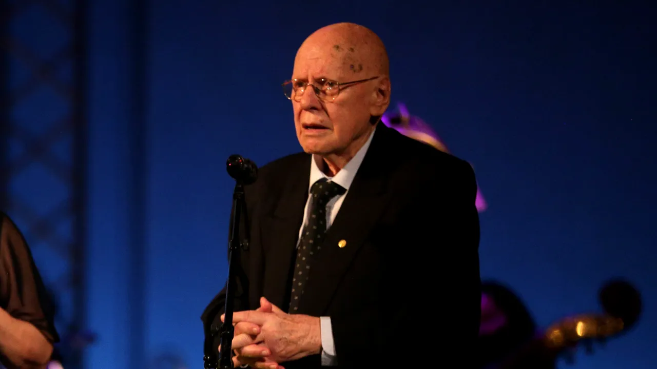 A murit Răzvan Theodorescu, vicepreşedintele Academiei Române