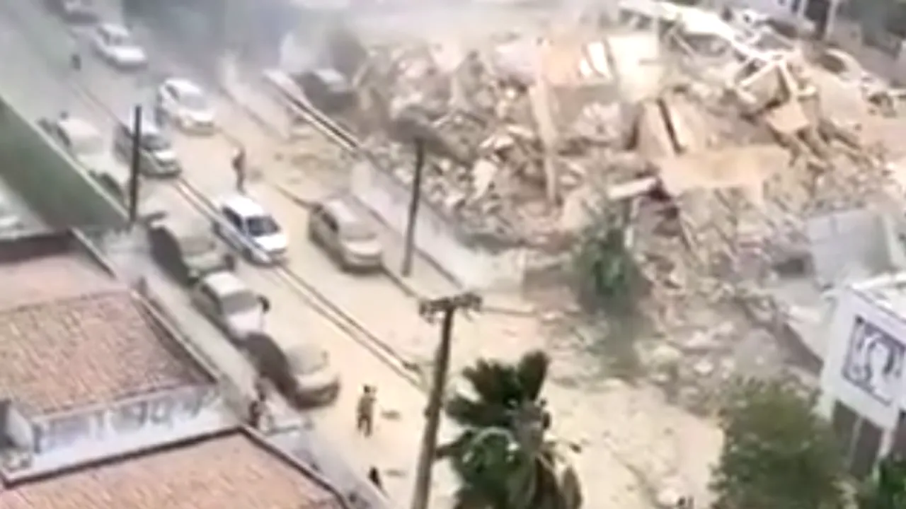 VIDEO | Momentul în care un bloc de şapte etaje se prăbuşeşte în Brazilia. Bilanţ: Cel puţin 2 morţi