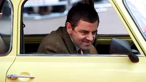 Rowan Atkinson, spitalizat în urma unui accident auto. Actorul conducea o maşină cu motor folosit în cursele de Formula 1