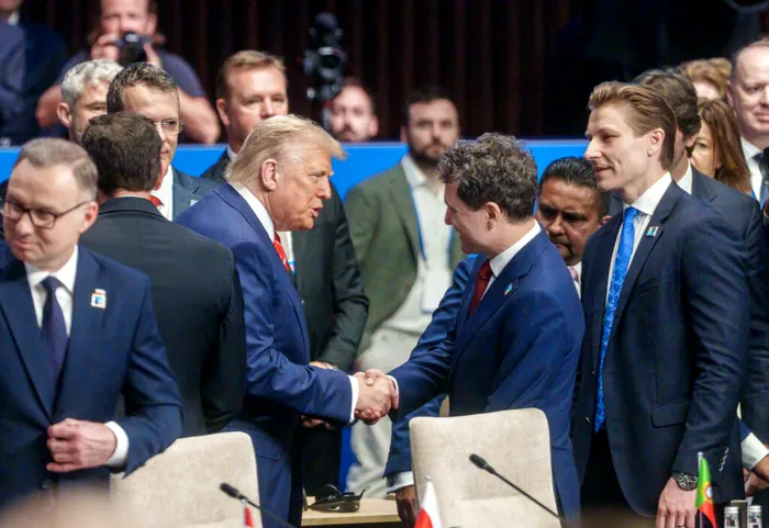 SOCIAL Sondaj Avangarde. Un procent ridicat de români consideră că România ar fi trebuit să adere la Consiliul pentru Pace