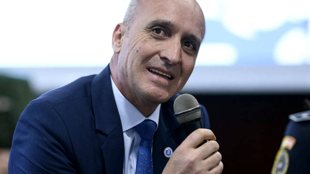 Sesiune specială a Evaluării Naționale, organizată la începutul lunii iulie pentru elevii care participă la competiții internaționale