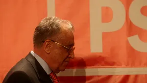 Concertul organizat de Institutul Revoluţiei Române, condus de Ion Iliescu, a fost anulat, după ce mai mulţi artişti s-au retras