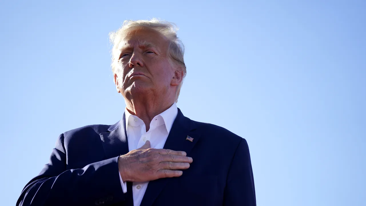 Donald Trump se va prezenta în instanţă, marţi, la ora 14 după ora Coastei de Est/ O instanţă judiciară din Manhattan a votat punerea sub acuzare a lui Donald Trump / Este pentru prima dată în istoria americană când un fost preşedinte se va confrunta cu acuzaţii penale / Cine e procurorul care îl poate înfunda
