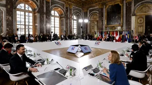 Prima zi a summitului UE s-a încheiat / Sunt disensiuni majore privind statutul Ucrainei de candidat