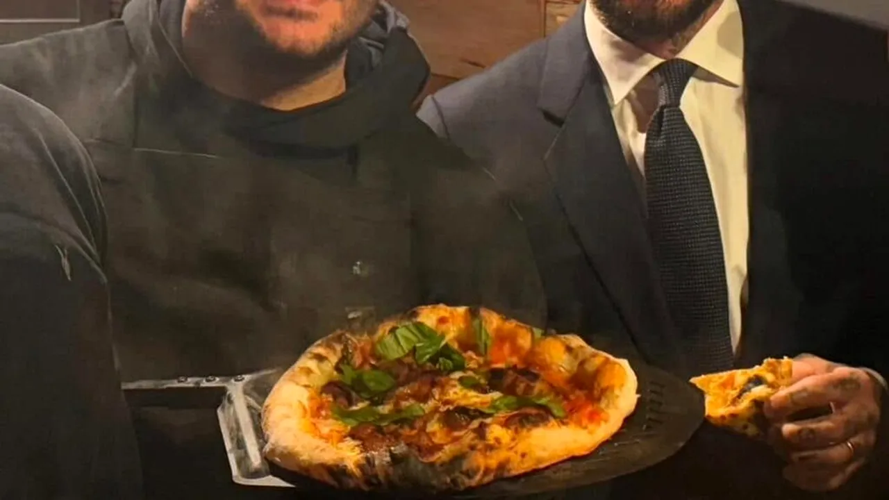 Greșeala uriașă pe care o faci când mănânci pizza! Avertismentul dur al maestrului desemnat numărul 1 în lume
