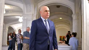 Curtea de Apel București dă o lovitură dură lui Ilie Bolojan: blochează proiectul de lege al salarizării personalului plătit din fondurile publice, la cererea Sanitas