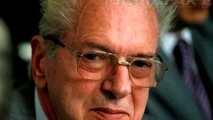 Lucian Bolcaş: Sunt profund tulburat de vestea morţii lui C.V. Tudor, pierd o parte din viaţa mea