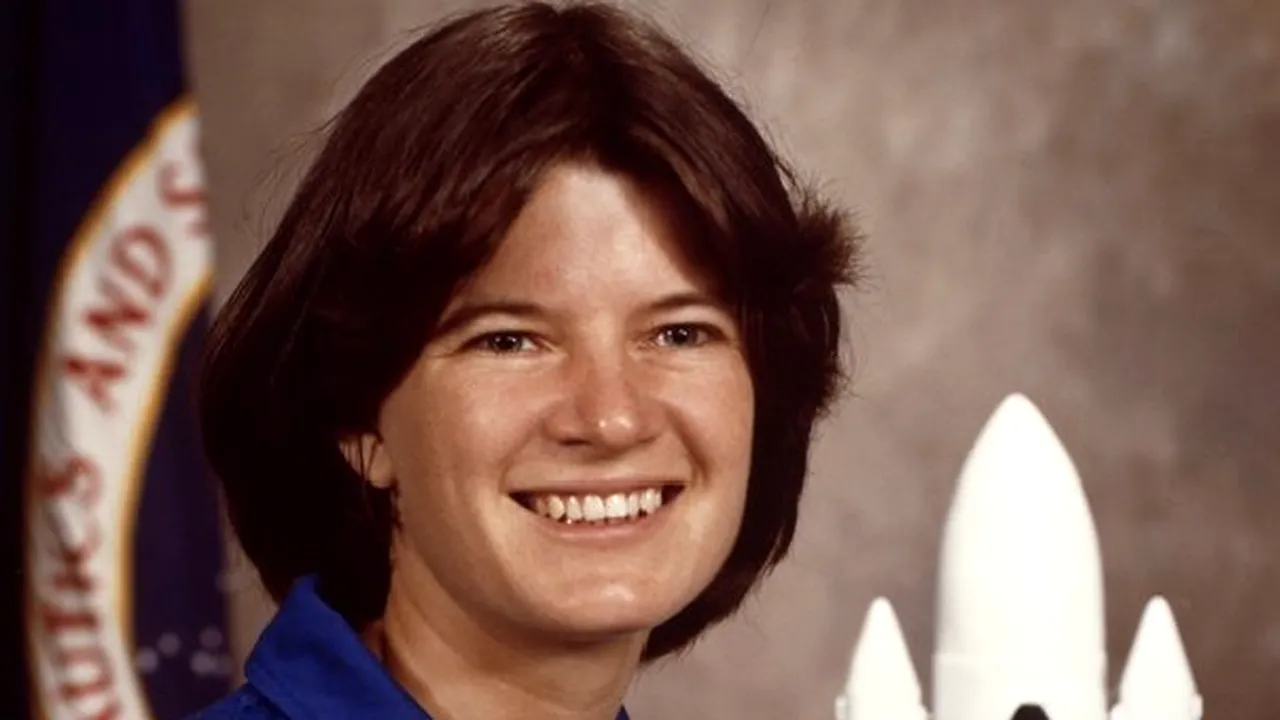 Sally Ride, prima astronaută americană care a ajuns în spaţiu, a murit la 61 de ani