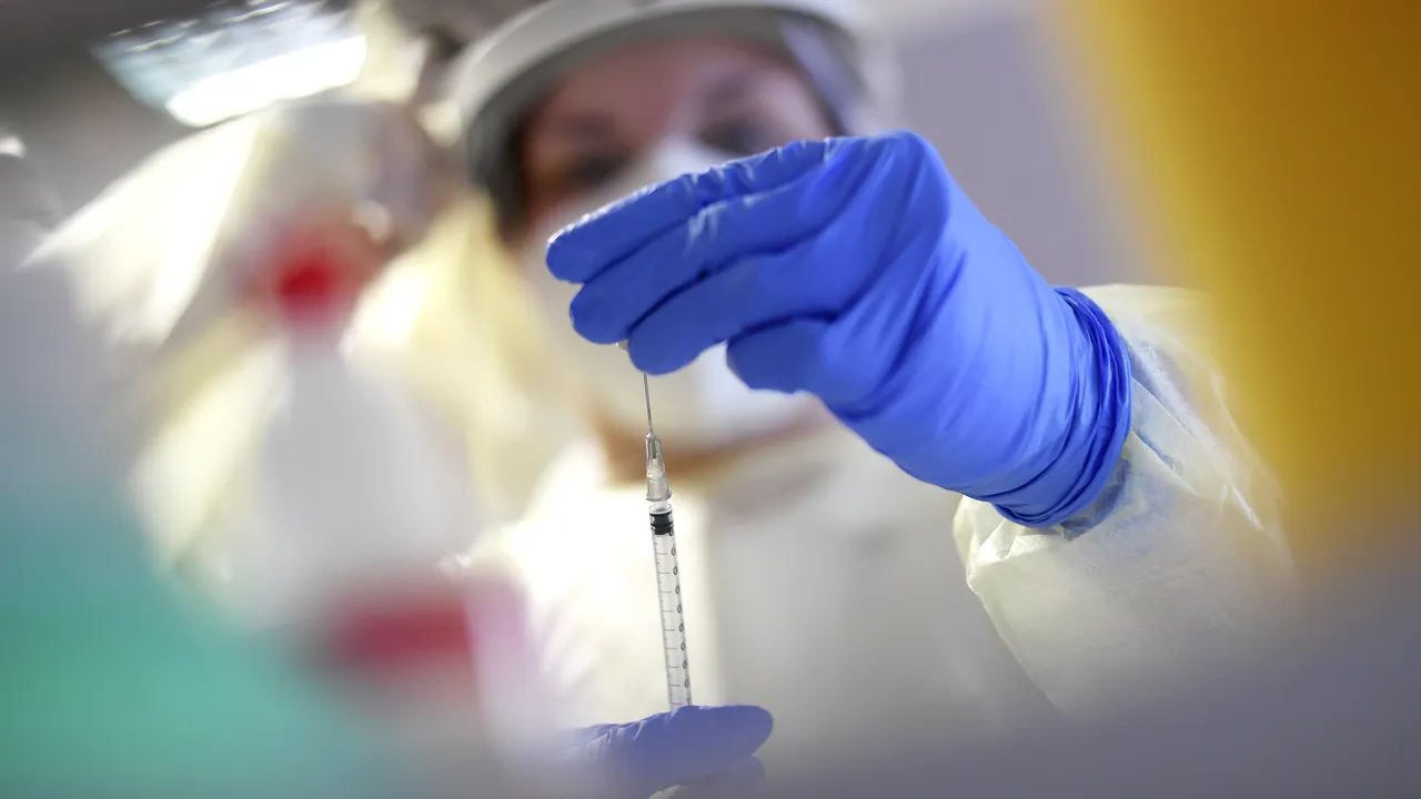 Coronavirus în România LIVE UPDATE 14 februarie. 1.872 de cazuri noi de infectare. Numărul deceselor e în scădere