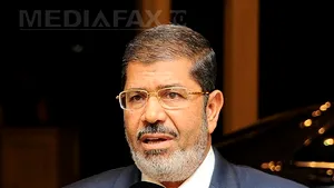 O femeie şi un creştin, nominalizaţi consilieri de către preşedintele egiptean Mohamed Morsi