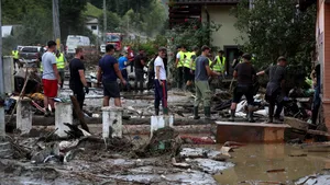 Al treilea pachet de sprijin de la Guvern pentru românii sinistrați din Neamț și Suceava