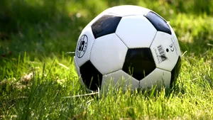 Primăria dintr-o localitate din Gorj vrea stadion de 1,6 milioane de euro pentru echipa din liga a IV-a, cu bani de la CNI. Explicaţia primarului