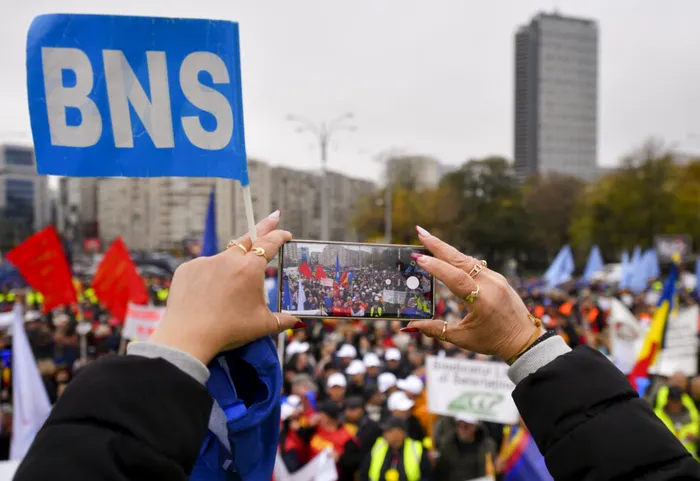 SOCIAL BNS cere retragerea imediată a noii Legi a salarizării. Sindicatele acuză lipsa de transparență și avertizează asupra unor noi inechități