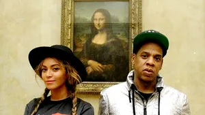 TOPUL celor mai iritante selfie-uri din toate timpurile